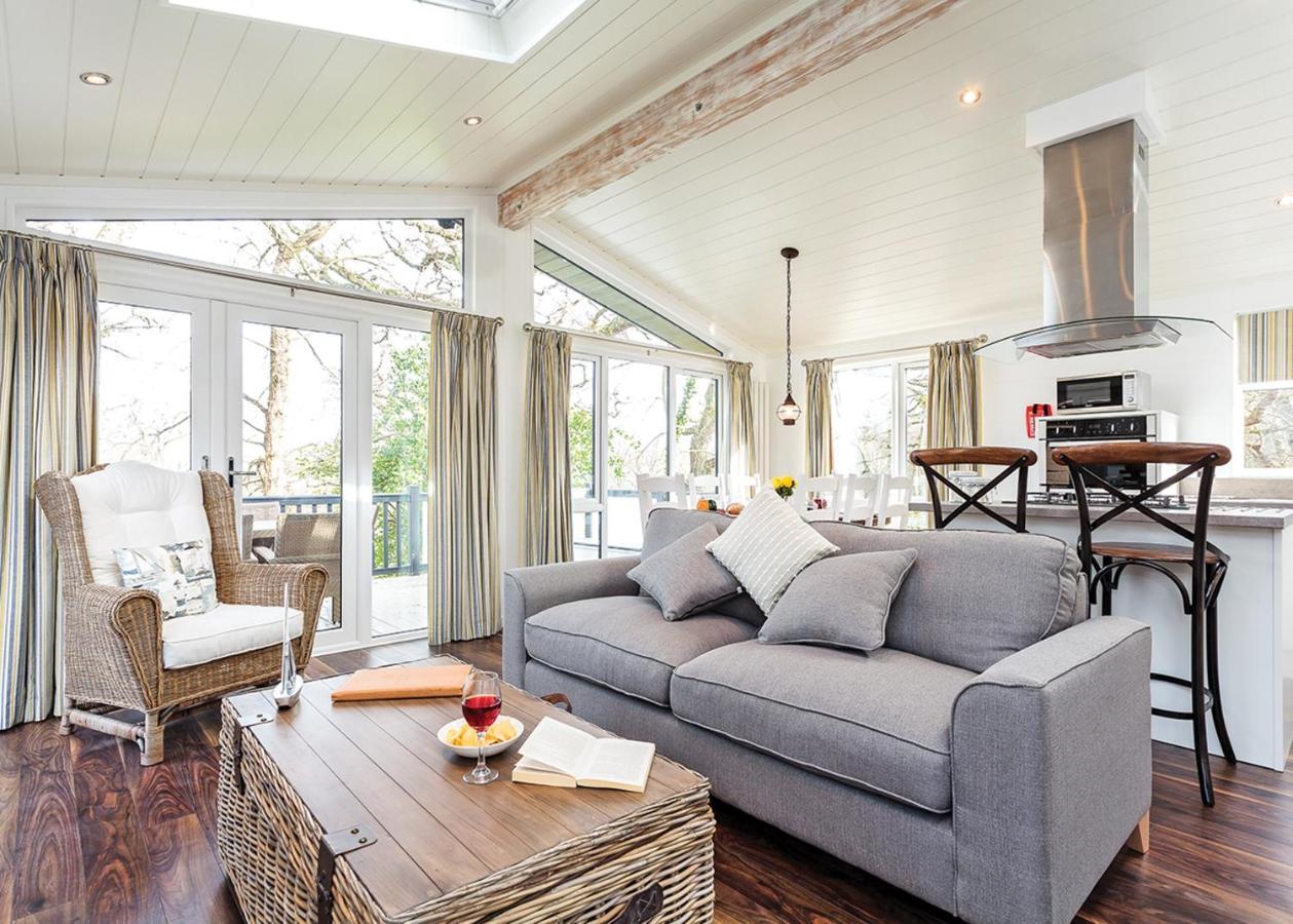 Woodside Bay Lodge Retreat Wootton Bridge  Ngoại thất bức ảnh